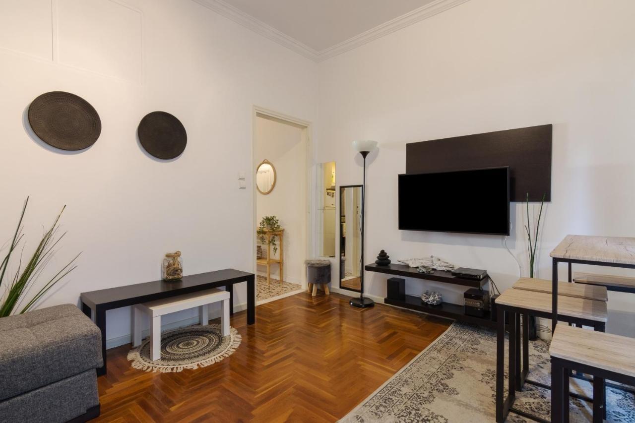Classic And Modern Apartment In Athen Eksteriør billede