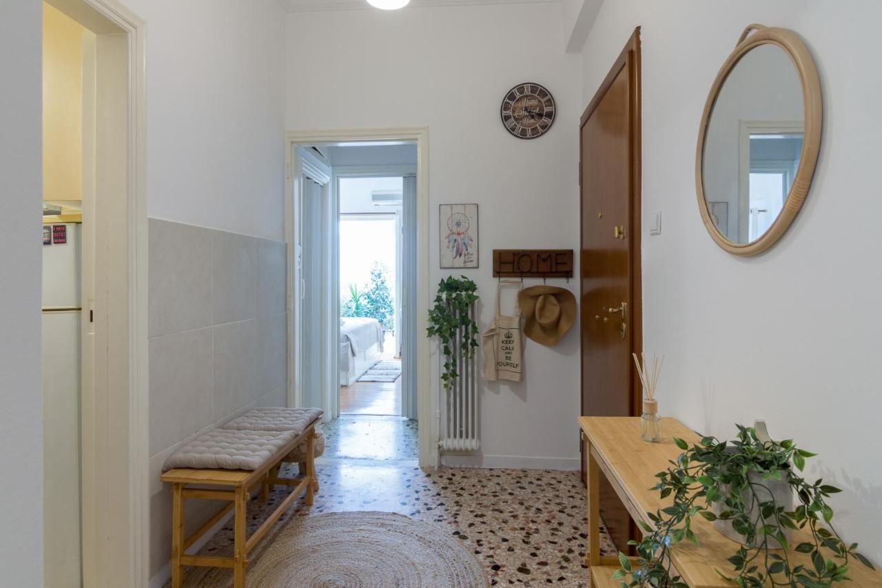 Classic And Modern Apartment In Athen Eksteriør billede