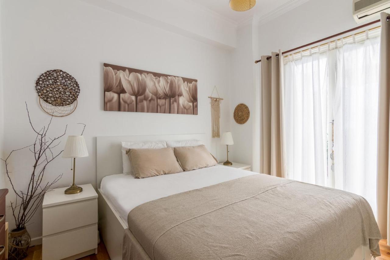 Classic And Modern Apartment In Athen Eksteriør billede