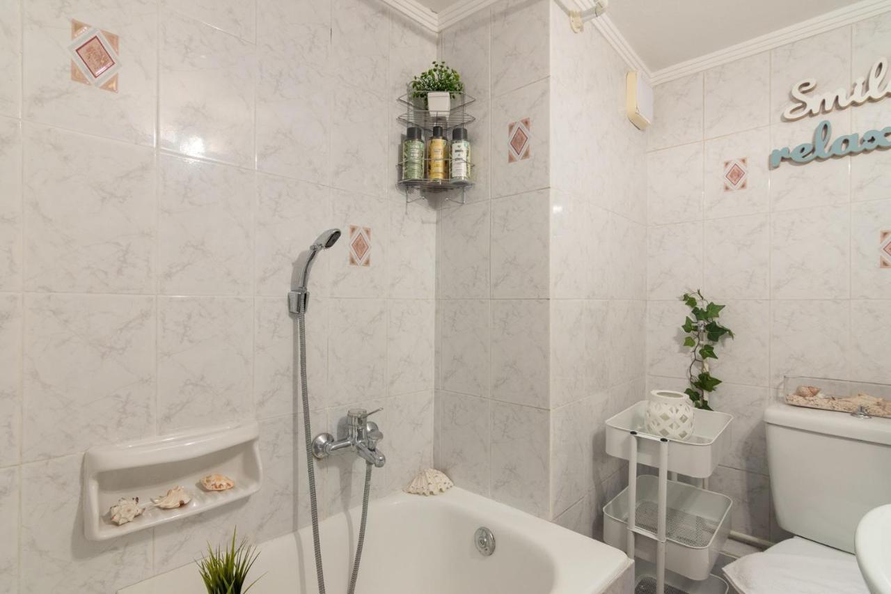 Classic And Modern Apartment In Athen Eksteriør billede
