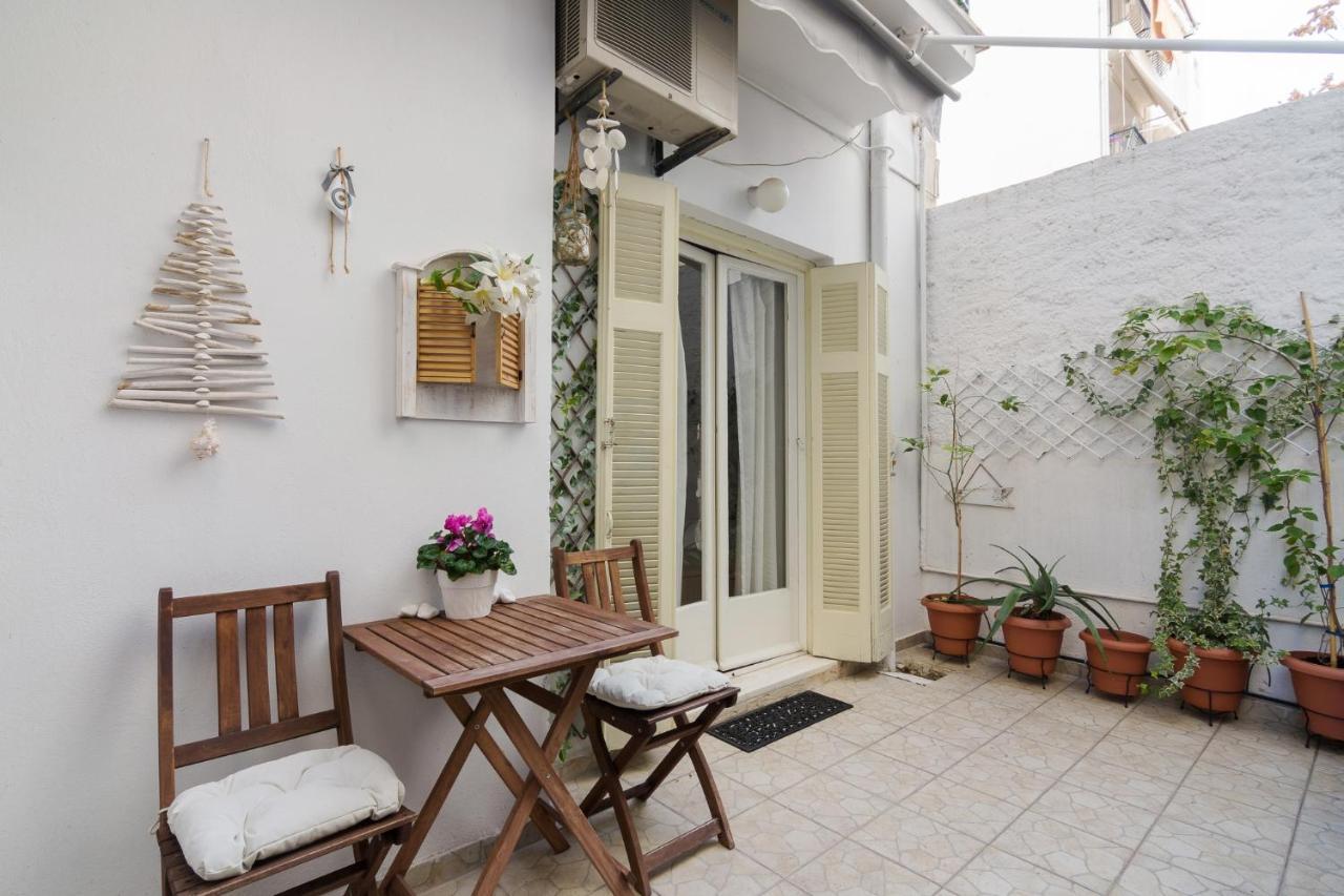 Classic And Modern Apartment In Athen Eksteriør billede