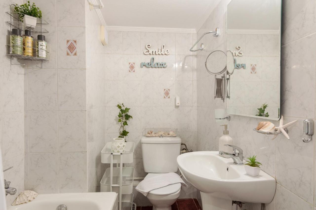 Classic And Modern Apartment In Athen Eksteriør billede